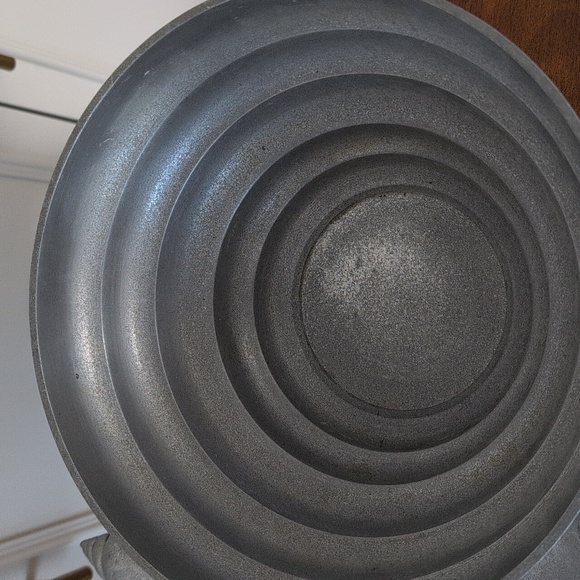 Vintage Pewter Seashell Handles Salad Bowl Set - Picture 8 of 12